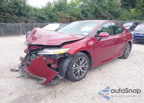 2021 Toyota Camry Xle Hybrid from USA, damaged, VIN 4T1F31AK2MU554092